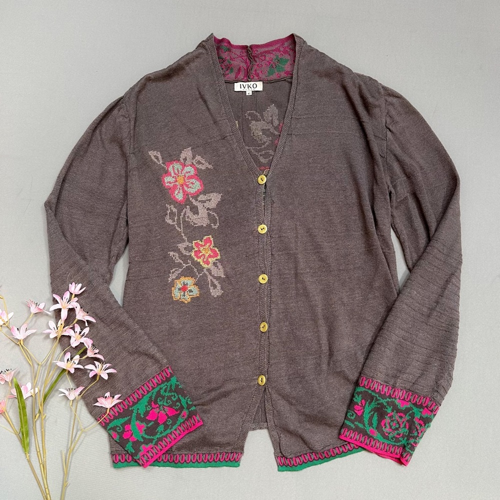 IVKO Woman embroidered cardigan sweater, 42.